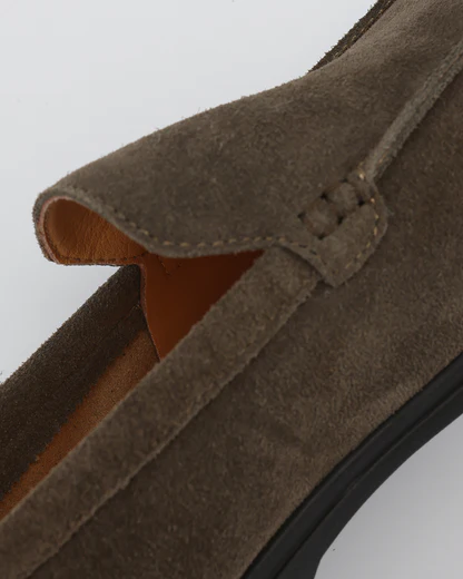 Premium Wildleder-Loafers - Schwarze Sohlen
