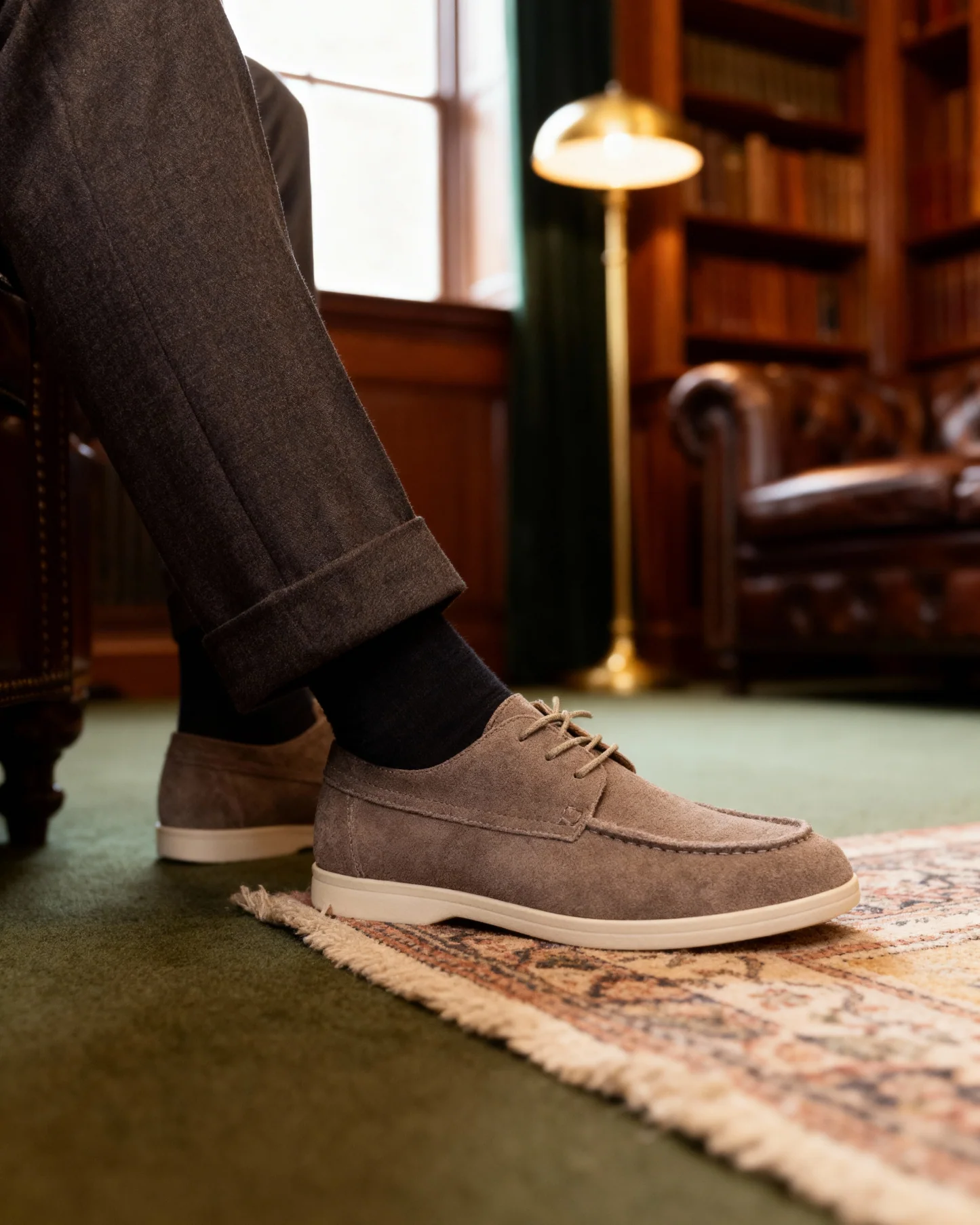 Premium Wildleder-Schnürschuhe